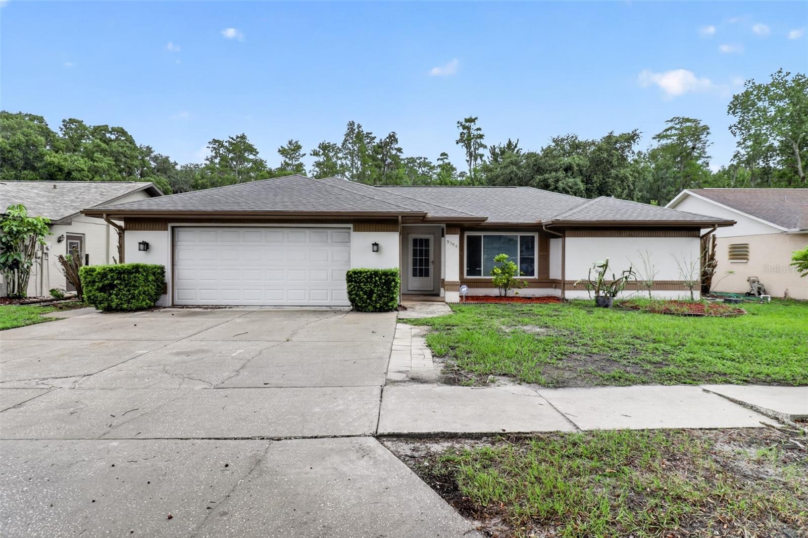 9504 Via Segovia Property Photo 1