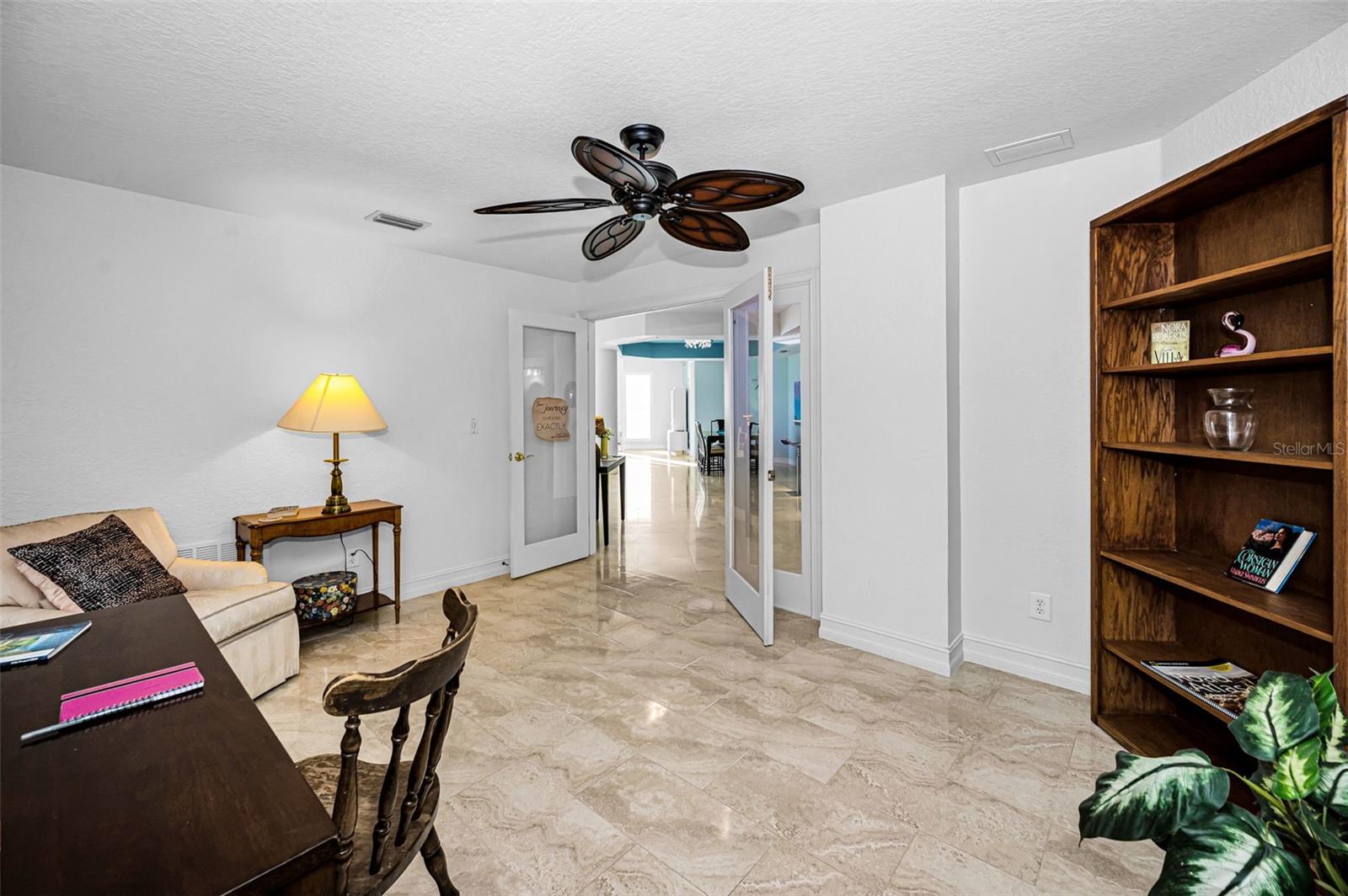 1860 N Fort Harrison Ave #103 Property Photo 17