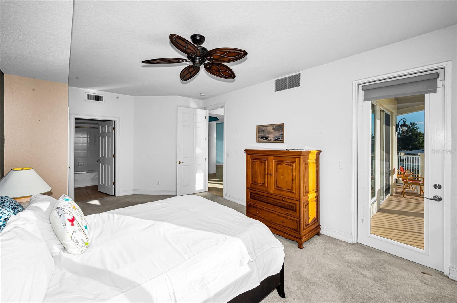 1860 N Fort Harrison Ave #103 Property Photo 51