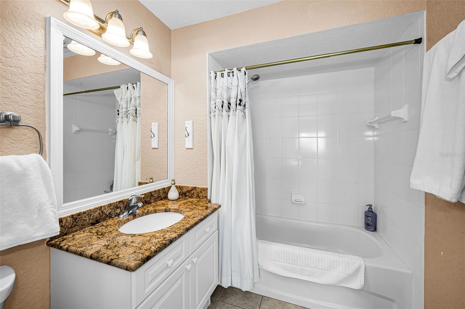 1860 N Fort Harrison Ave #103 Property Photo 53