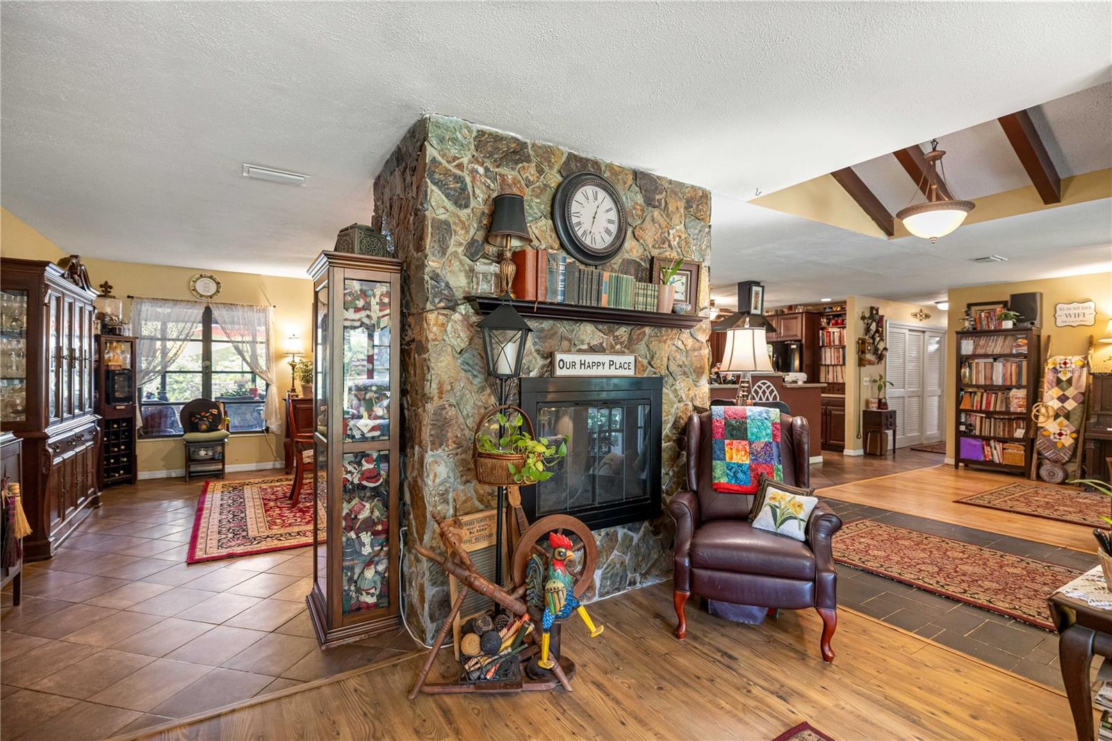 4556 E View Top Ln Property Photo 14