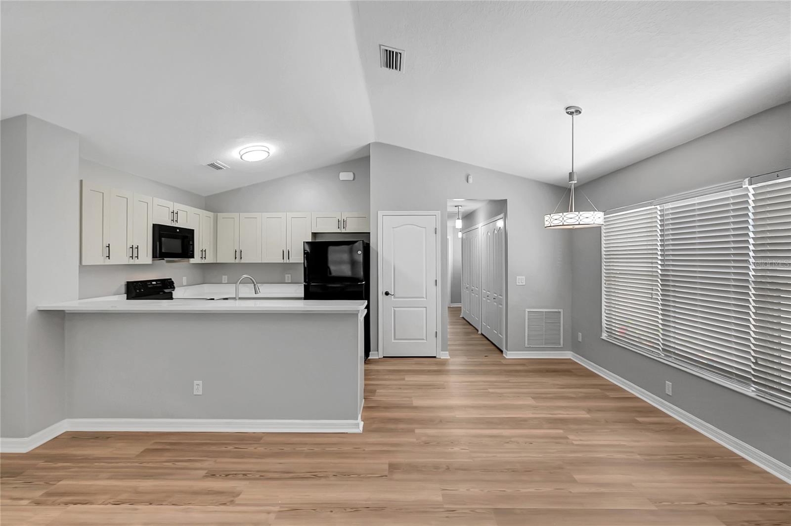 4804 Forest Creek Trl Property Photo 9