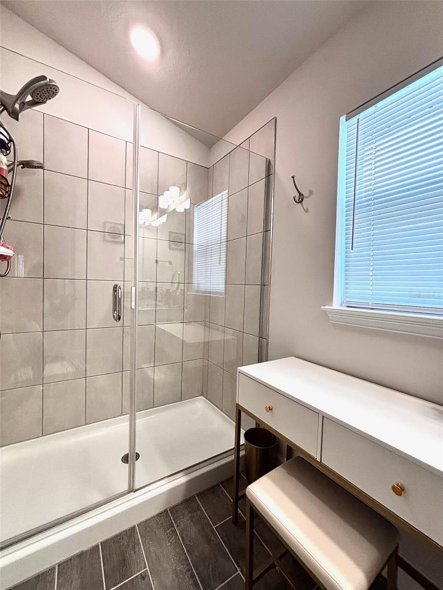 11801 Sunder Berry St Property Photo 14