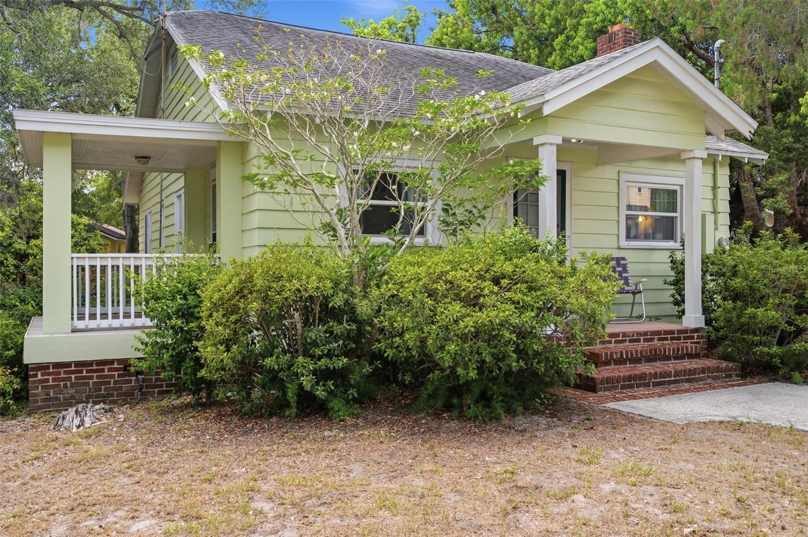 1747 Apache Trl Property Photo 2