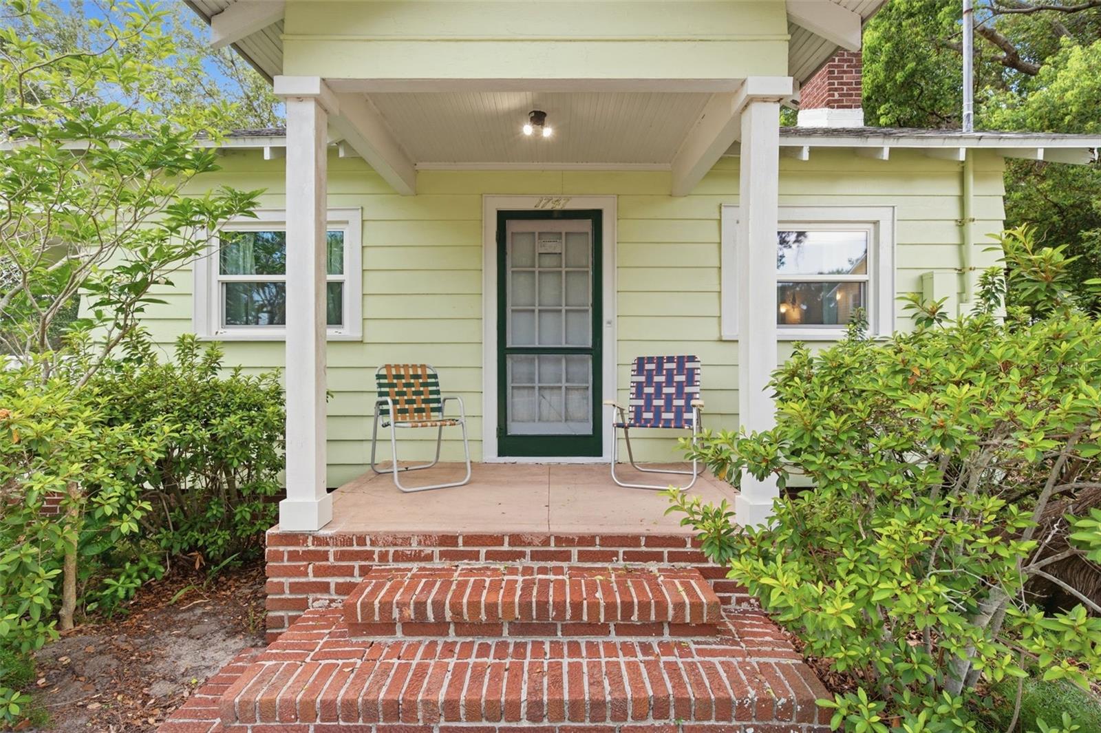 1747 Apache Trl Property Photo 4