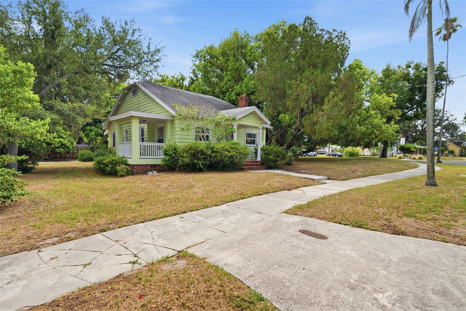 1747 Apache Trl Property Photo 6