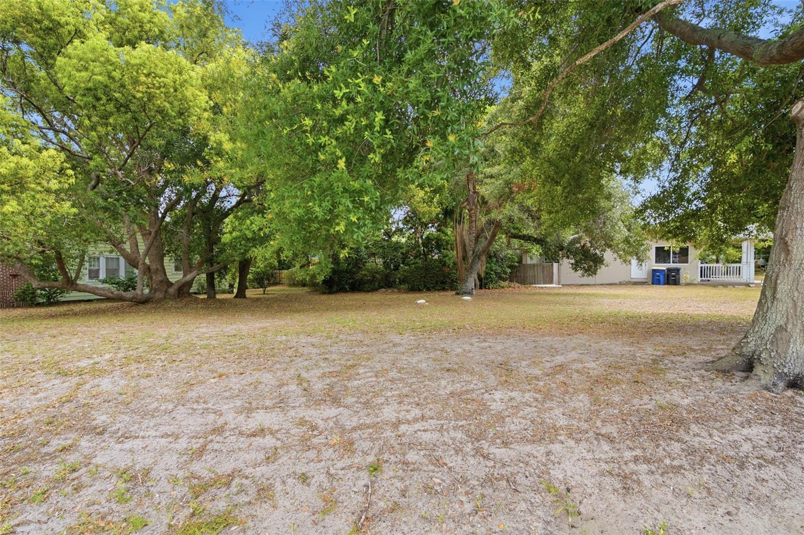 1747 Apache Trl Property Photo 10