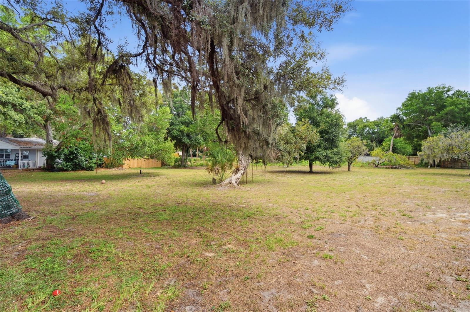 1747 Apache Trl Property Photo 14