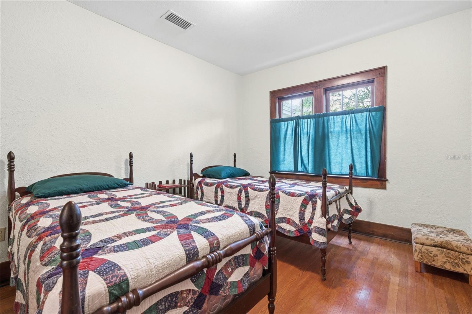 1747 Apache Trl Property Photo 25