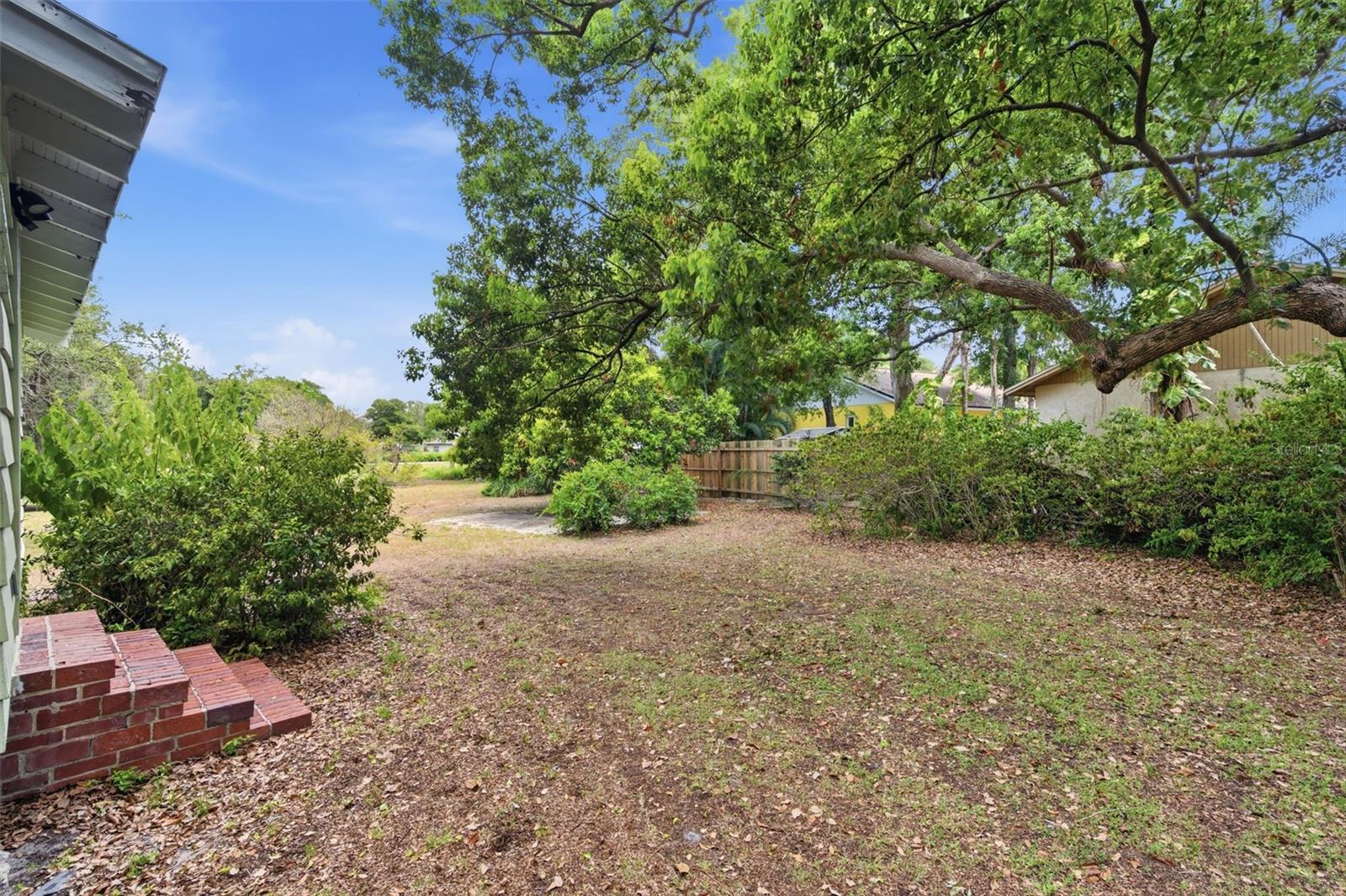 1747 Apache Trl Property Photo 45