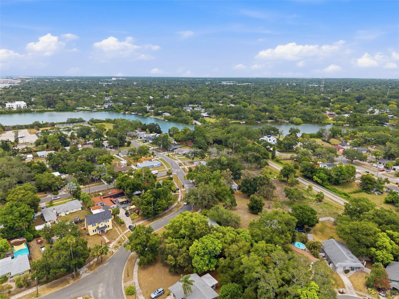1747 Apache Trl Property Photo 62