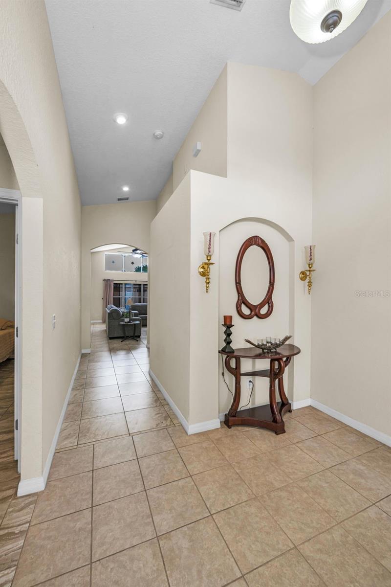 6549 Crescent Loop Property Photo 10