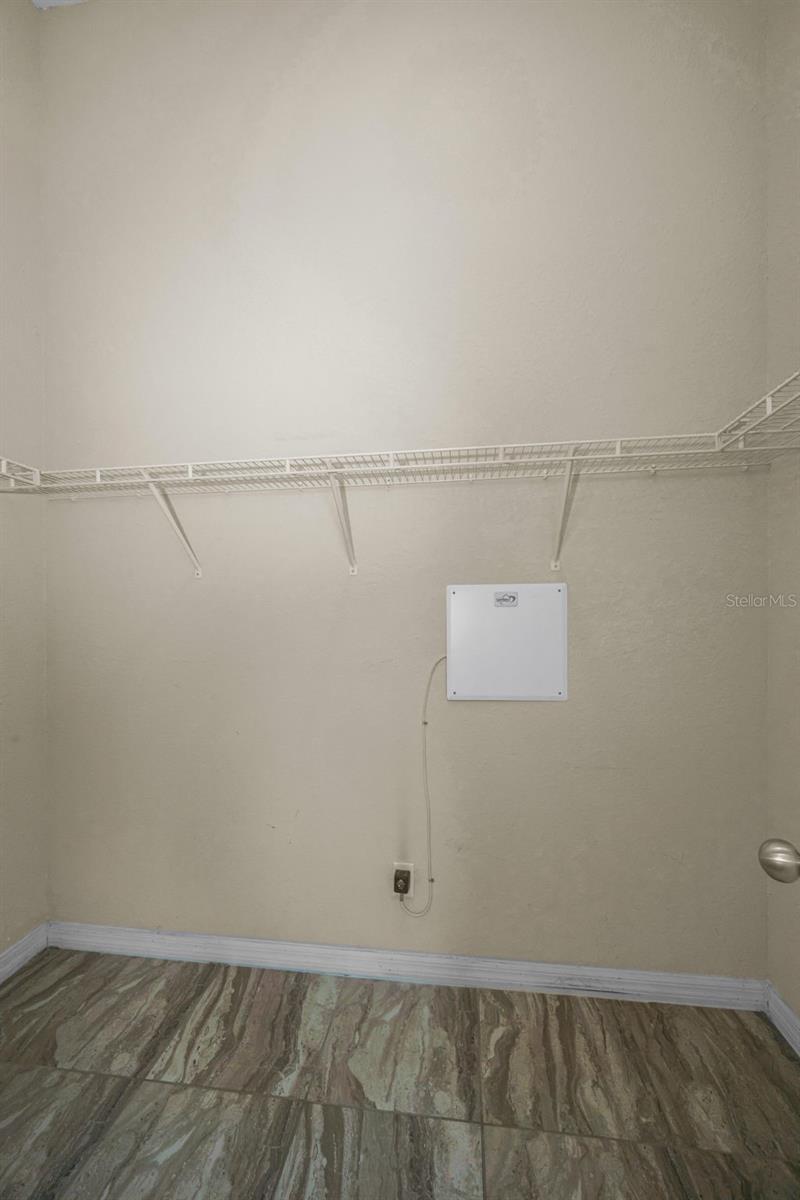 6549 Crescent Loop Property Photo 33