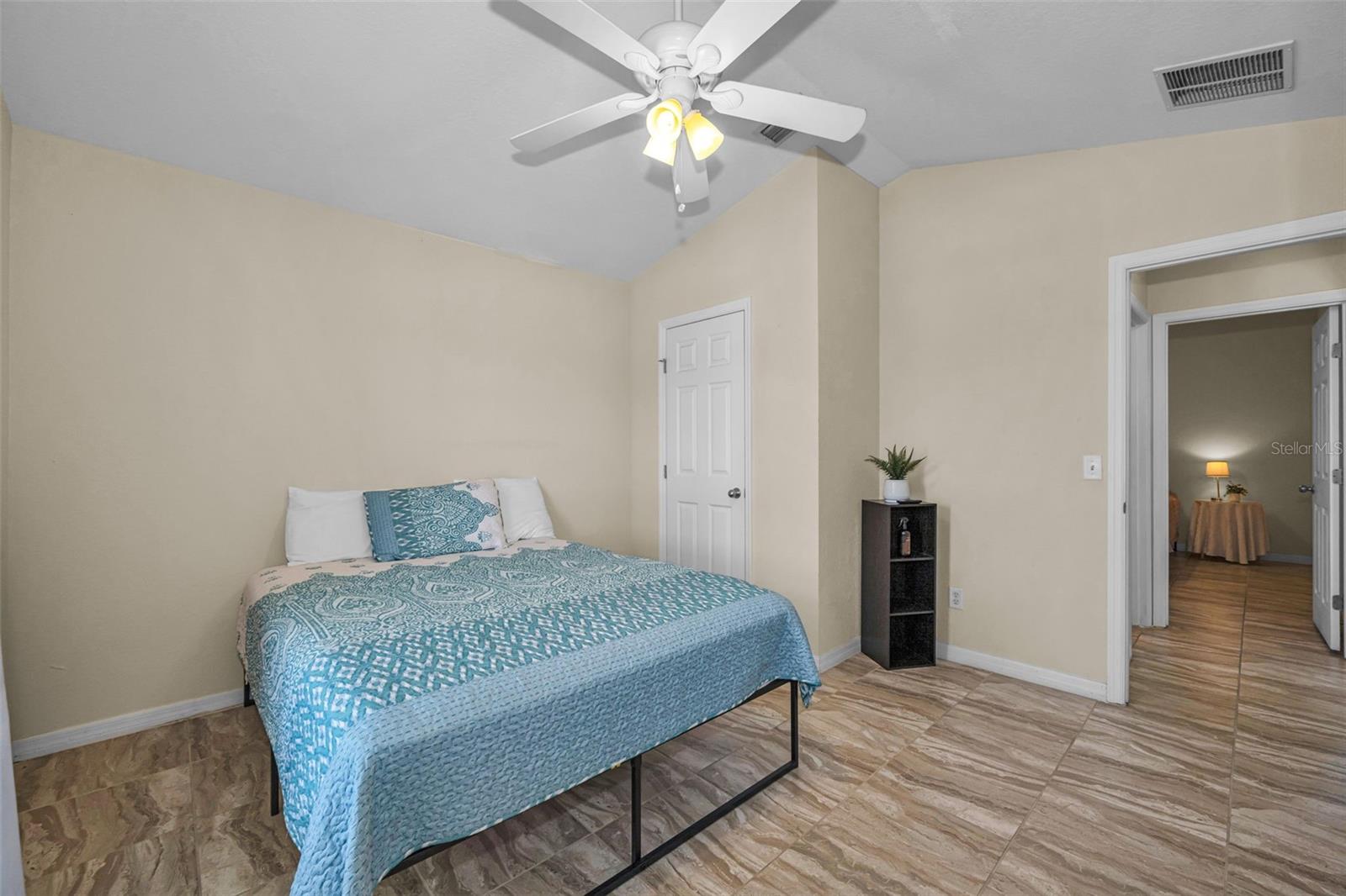 6549 Crescent Loop Property Photo 34