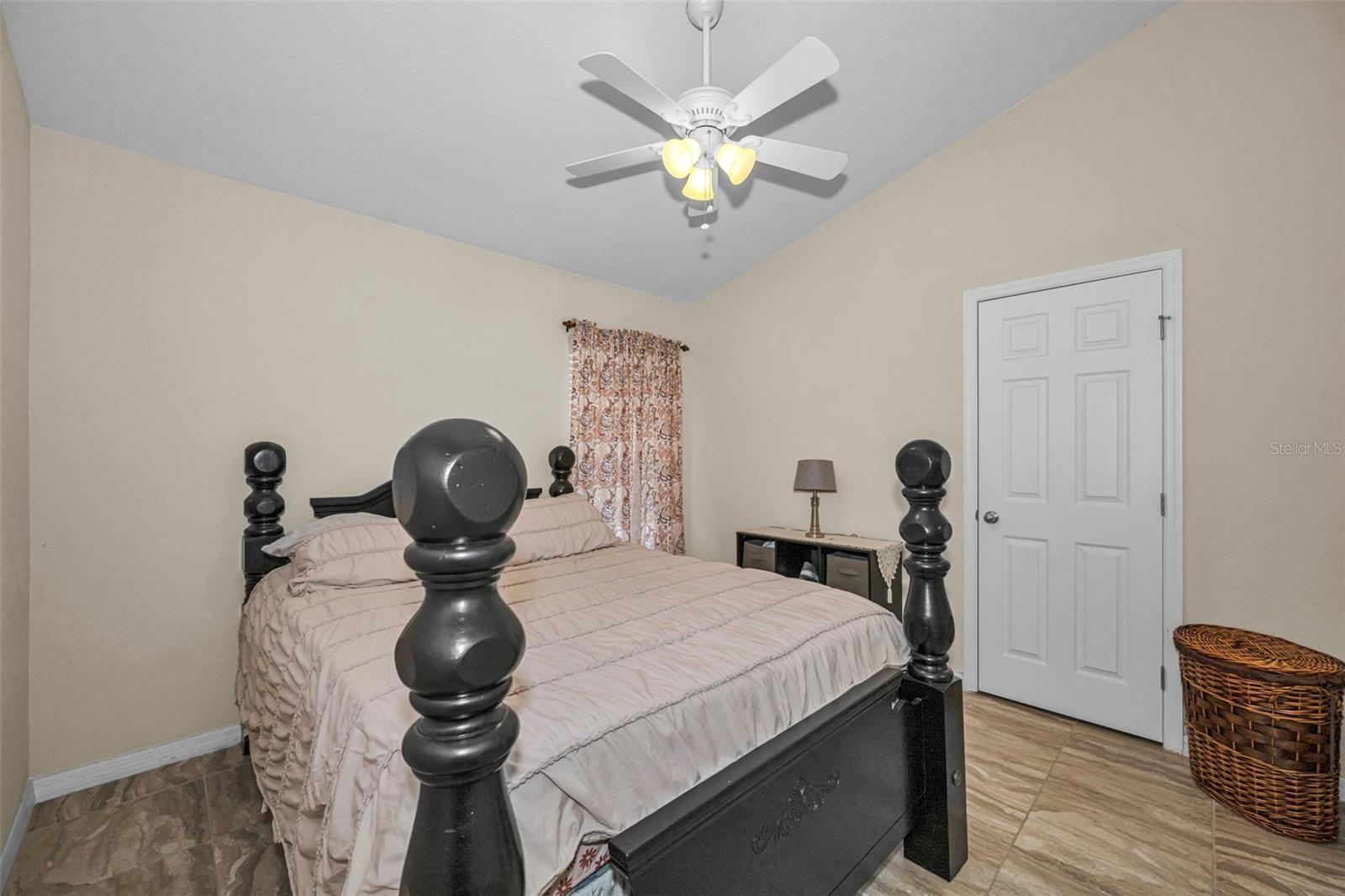 6549 Crescent Loop Property Photo 38