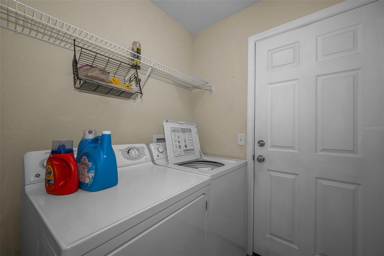6549 Crescent Loop Property Photo 39
