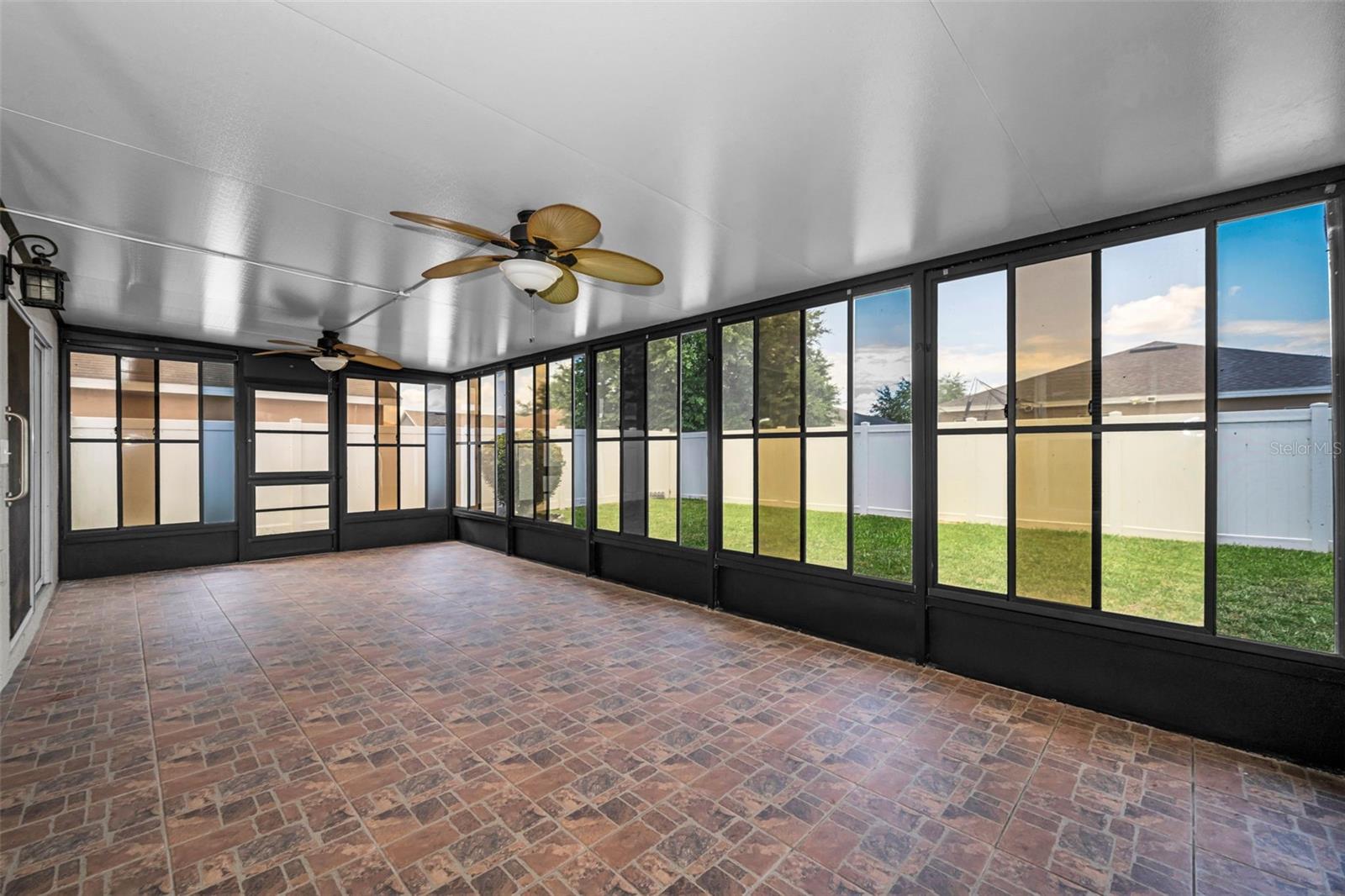 6549 Crescent Loop Property Photo 40