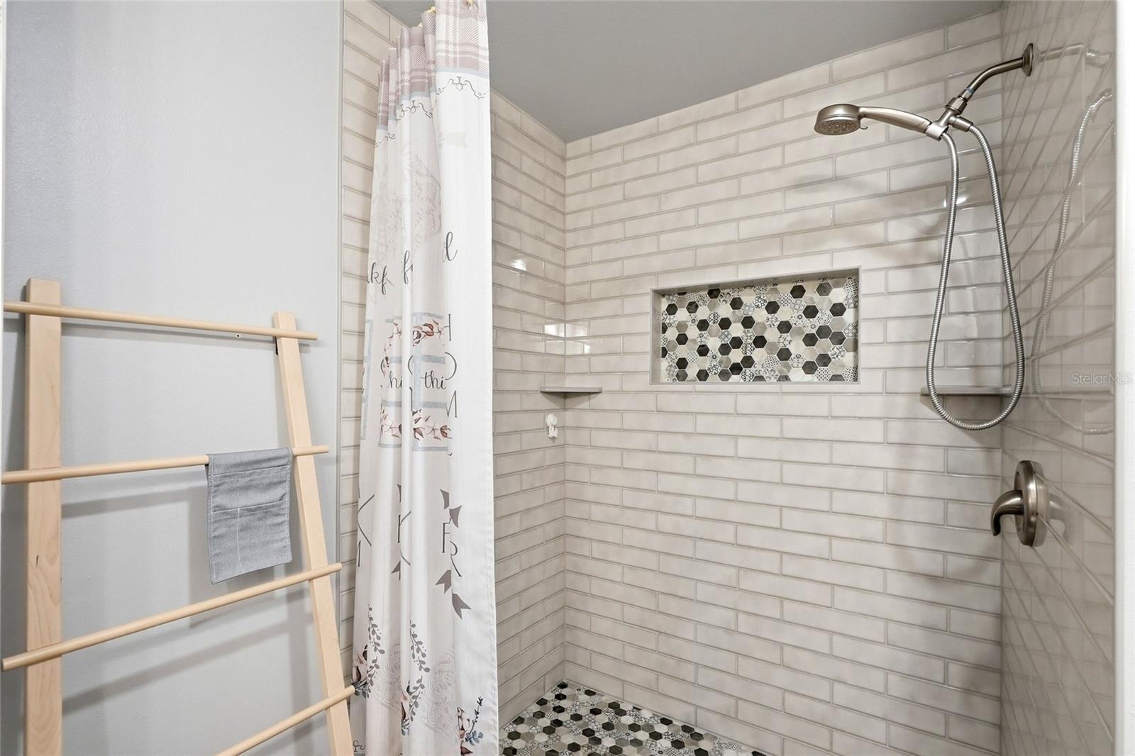 2400 Feather Sound Dr #1428 Property Photo 20