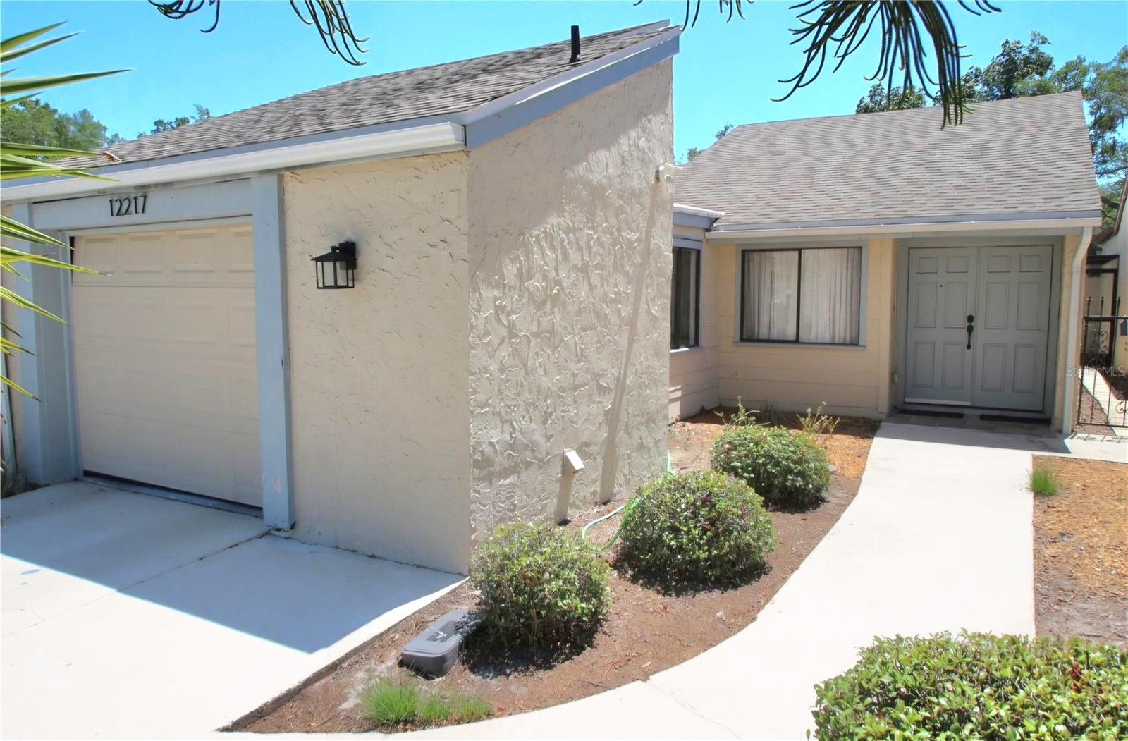 12217 Saddle Strap Row Property Photo 1