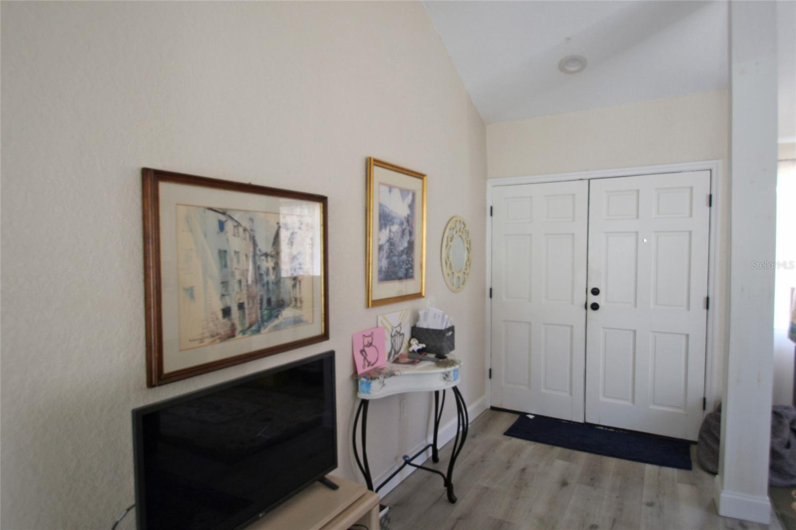 12217 Saddle Strap Row Property Photo 6
