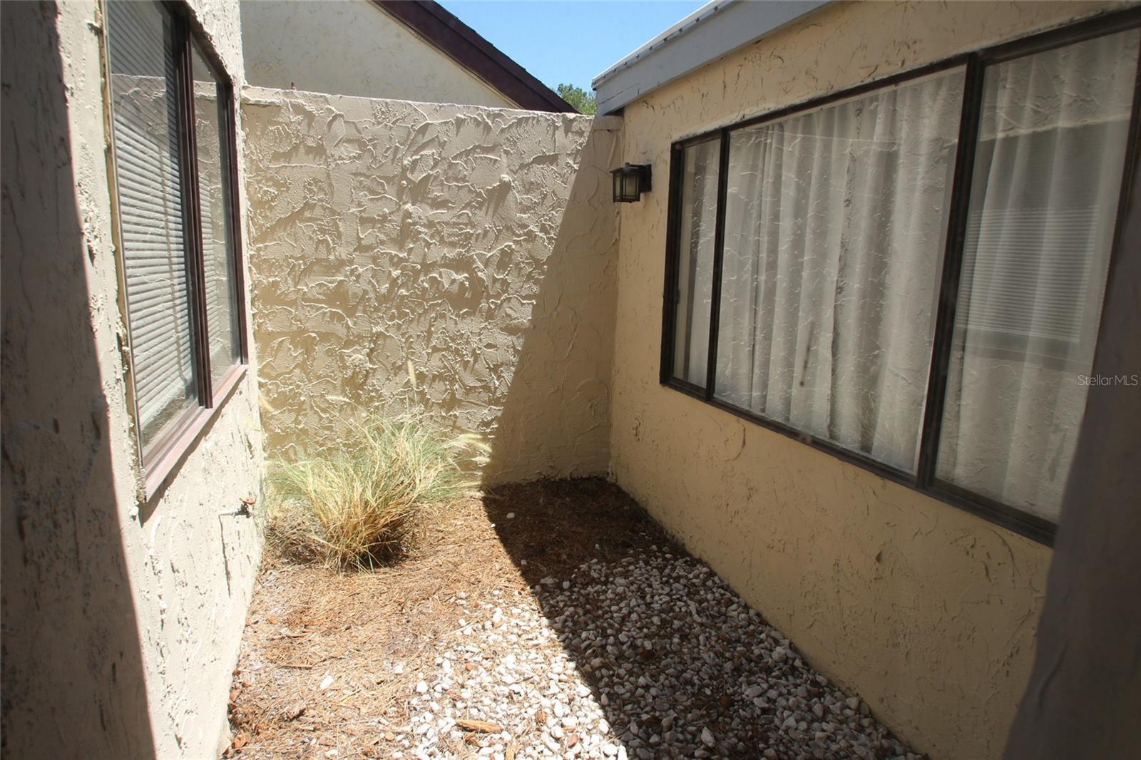 12217 Saddle Strap Row Property Photo 15