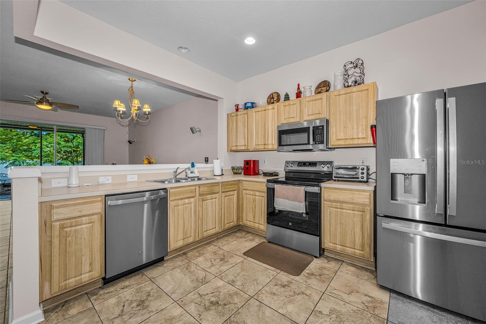 8414 Sandy Beach St Property Photo 3