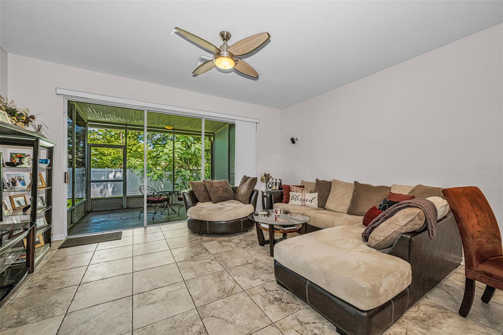 8414 Sandy Beach St Property Photo 10