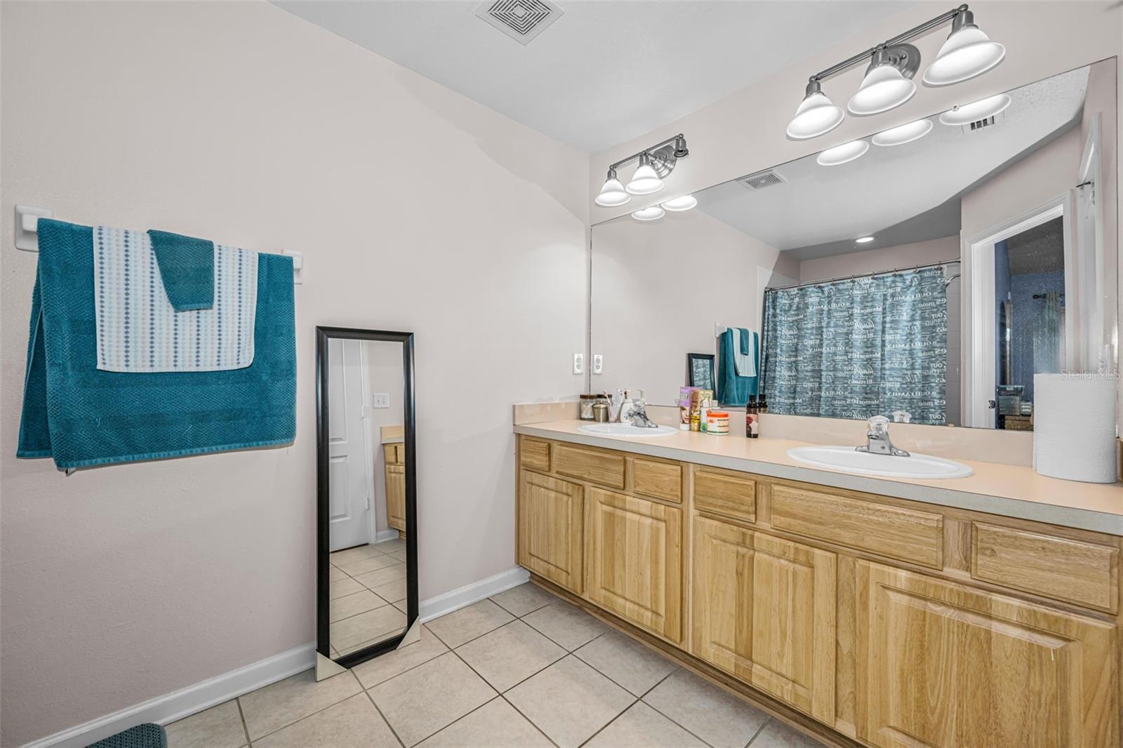 8414 Sandy Beach St Property Photo 18