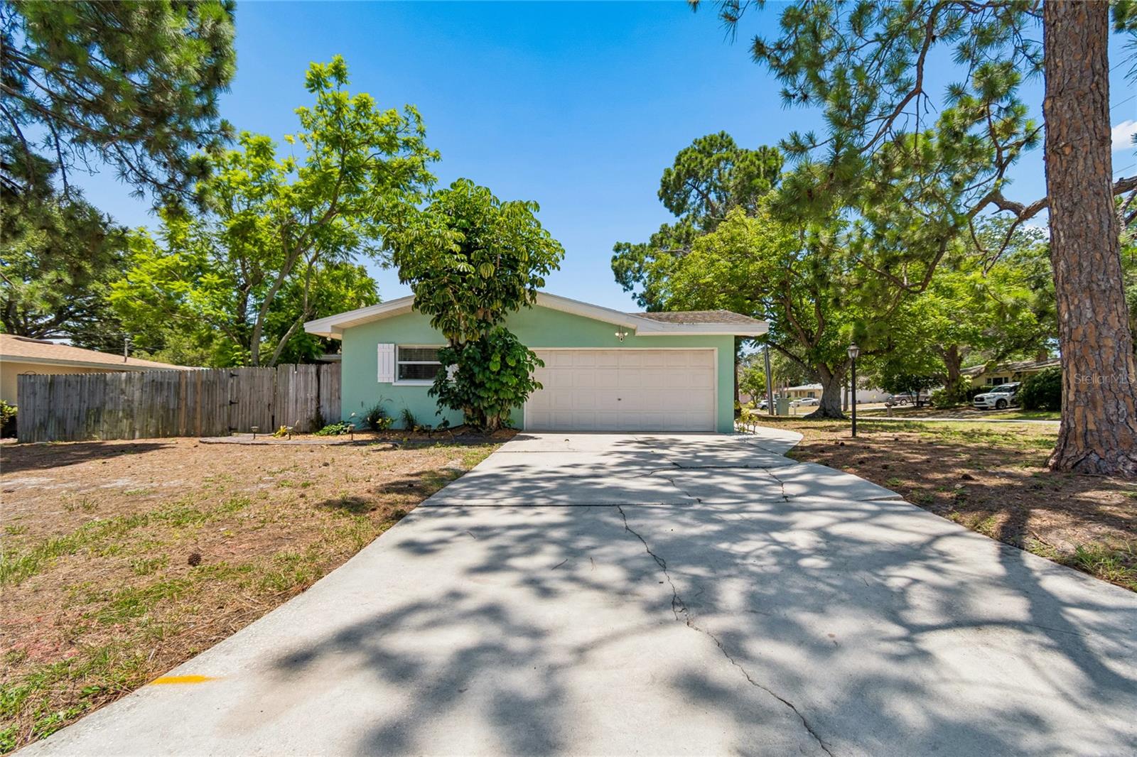 1357 S Evergreen Ave Property Photo 5