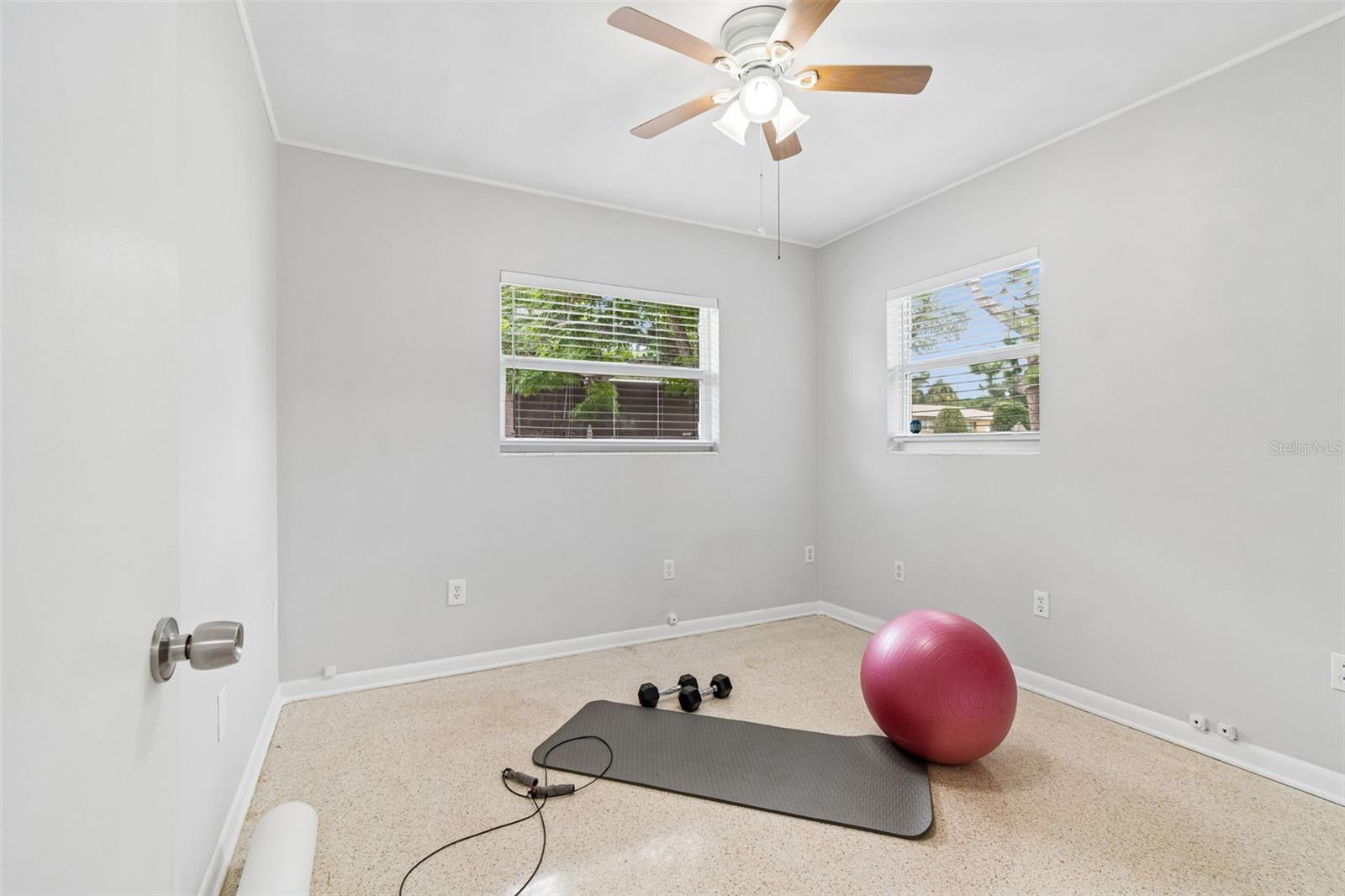 1357 S Evergreen Ave Property Photo 37