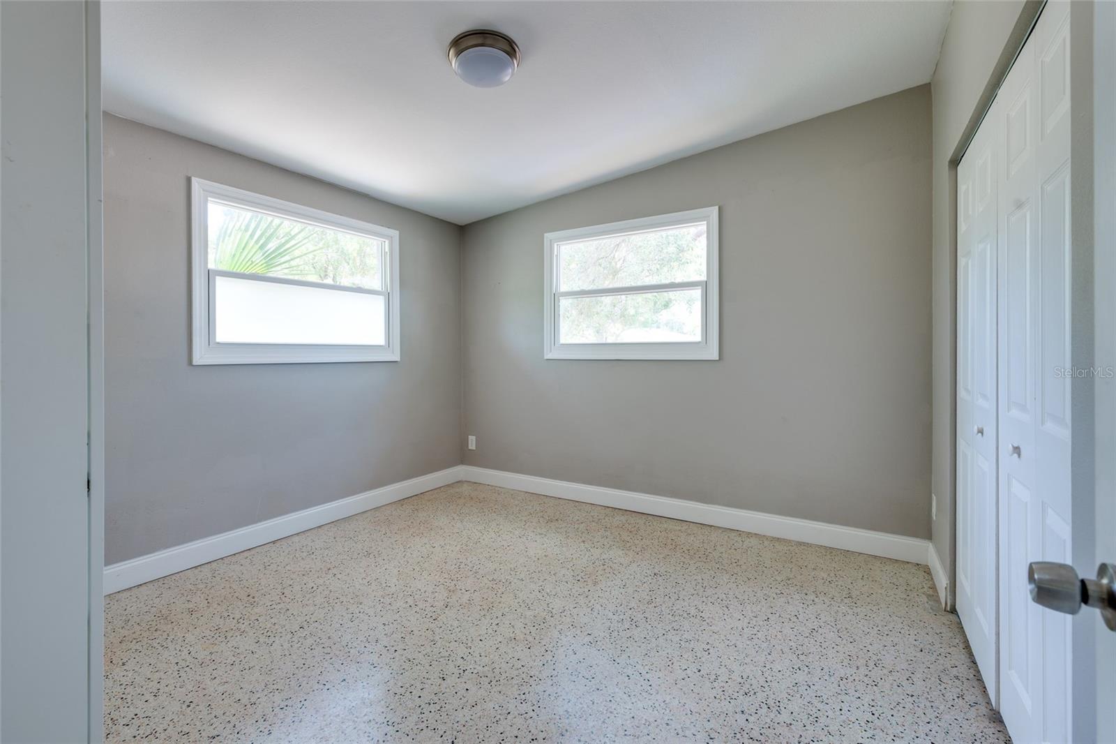 5601 Cedar St Ne Property Photo 20