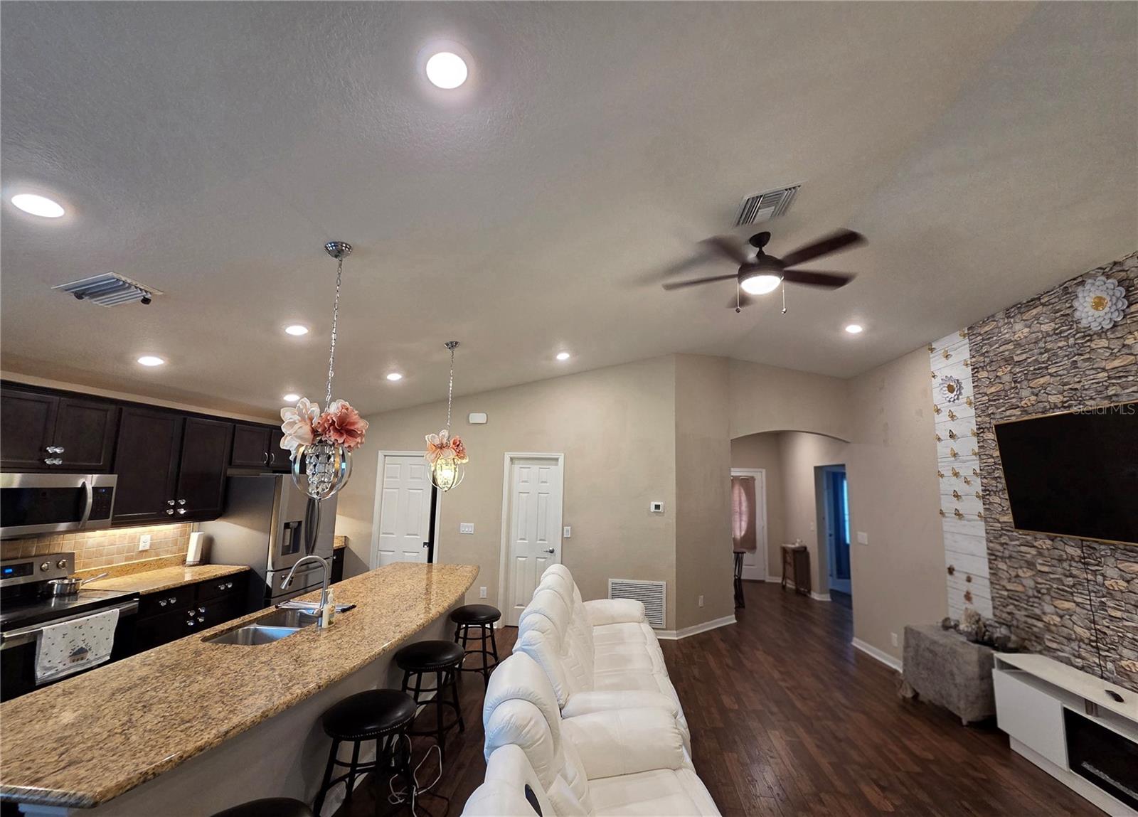6324 165th Dr E Property Photo 9