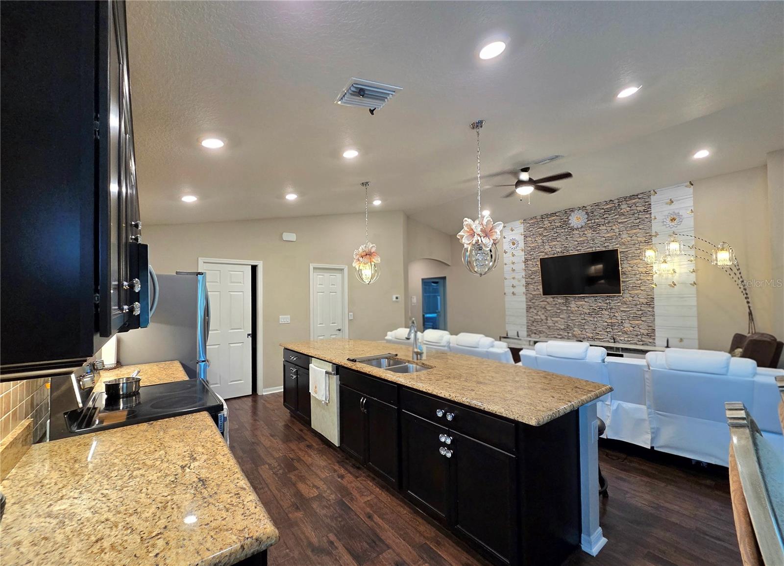 6324 165th Dr E Property Photo 10