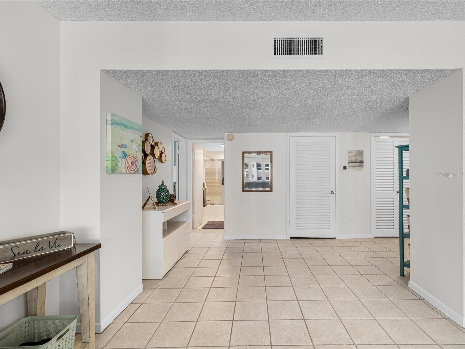 17400 Gulf Blvd #j7 Property Photo 18