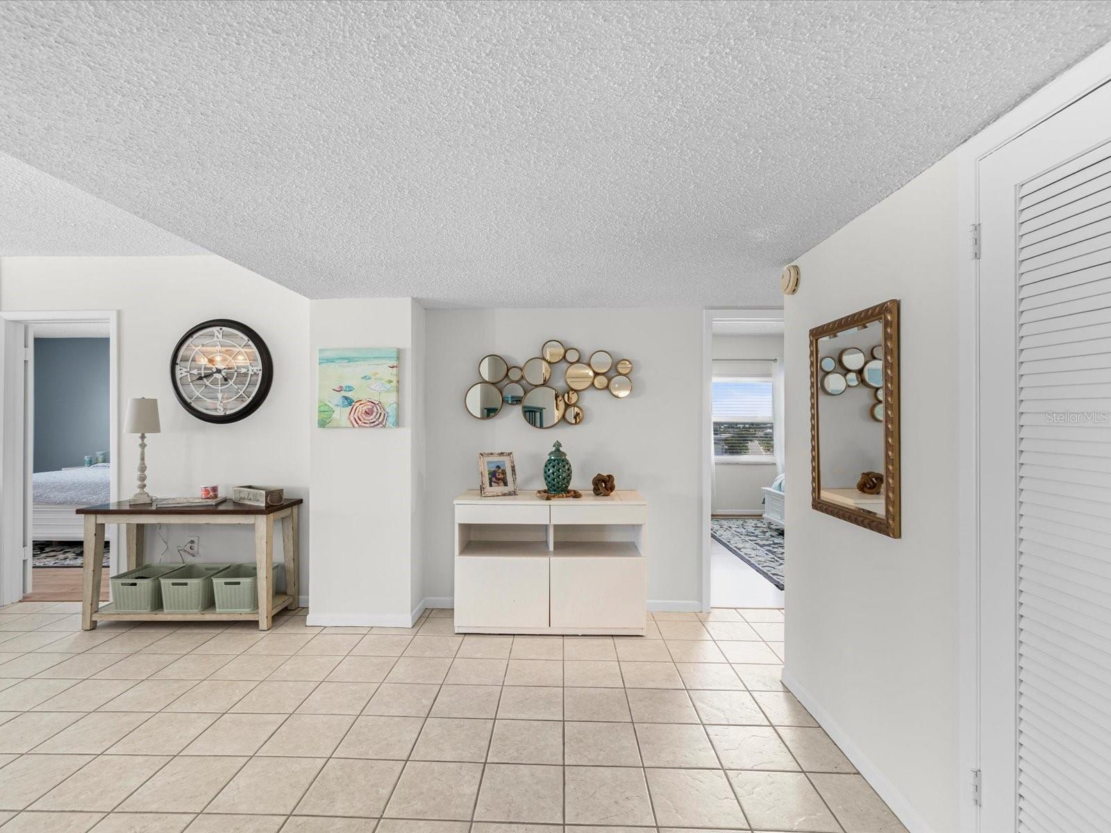 17400 Gulf Blvd #j7 Property Photo 21