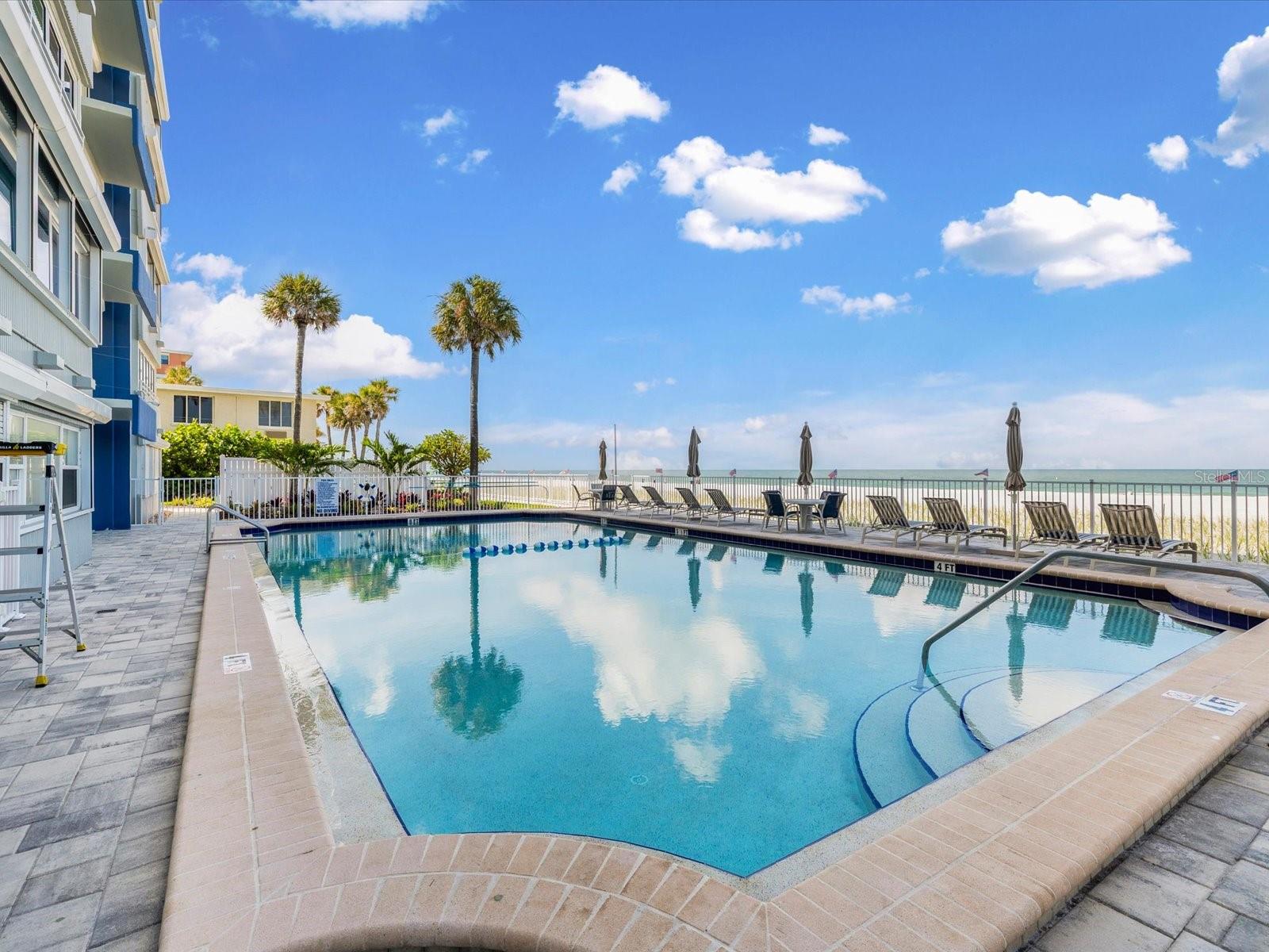 17400 Gulf Blvd #j7 Property Photo 29