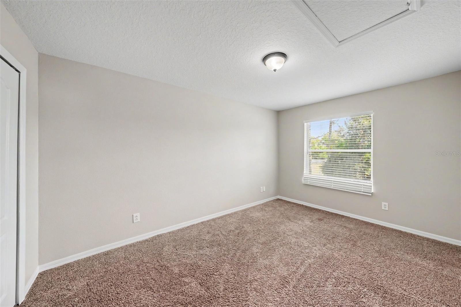 6112 Cezanne Ave Property Photo 22