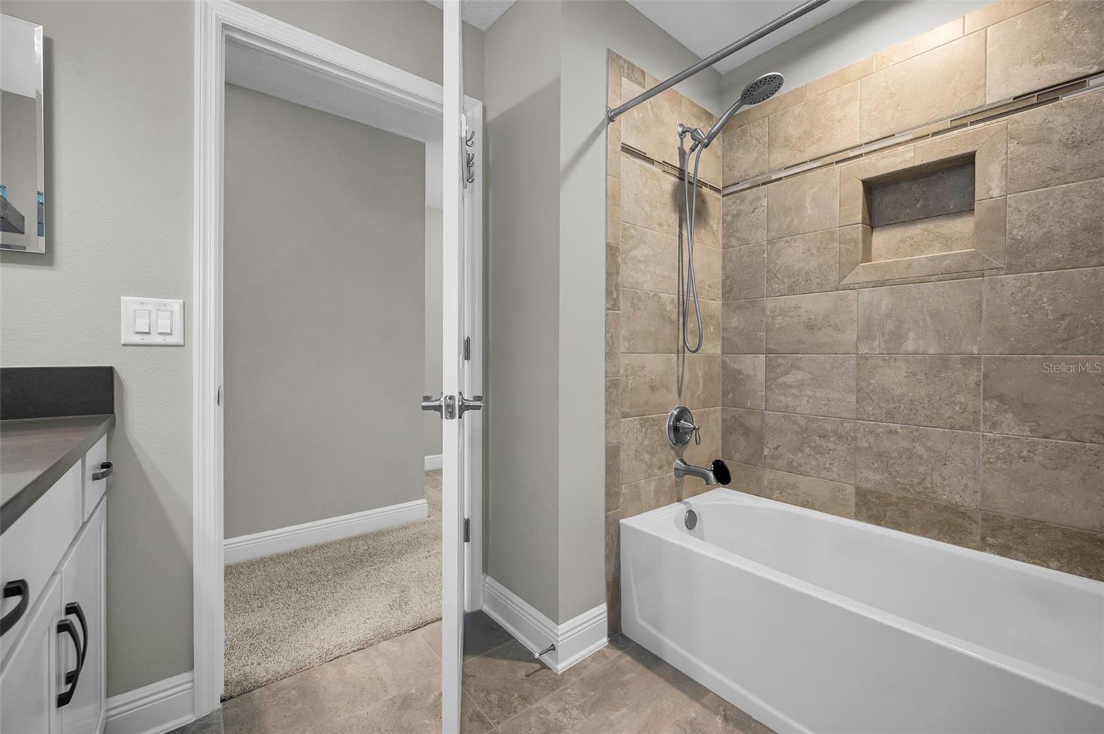 13125 Batten Ln Property Photo 29