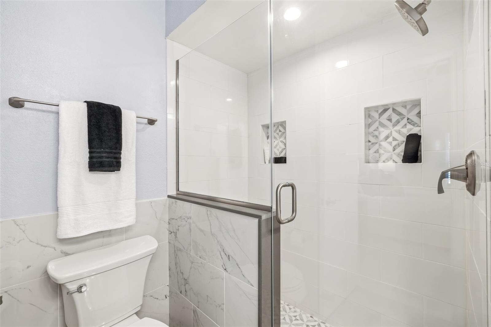 5265 E Bay Dr #114 Property Photo 13