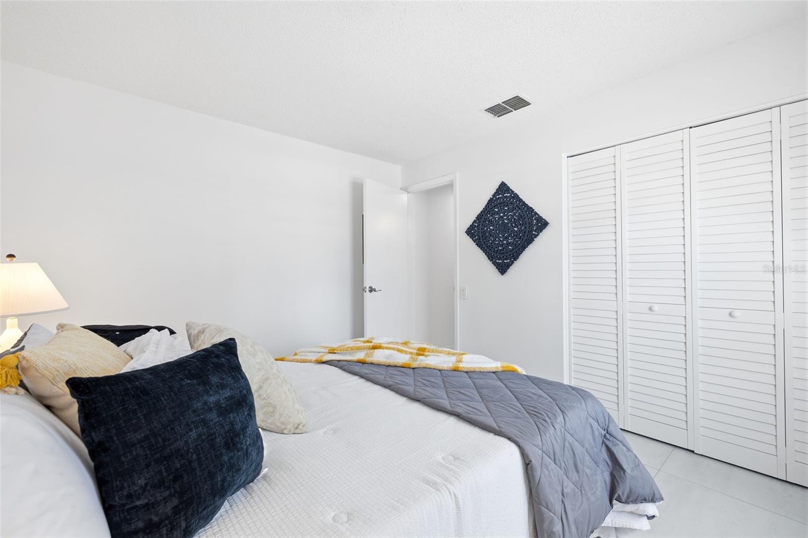 5265 E Bay Dr #114 Property Photo 15
