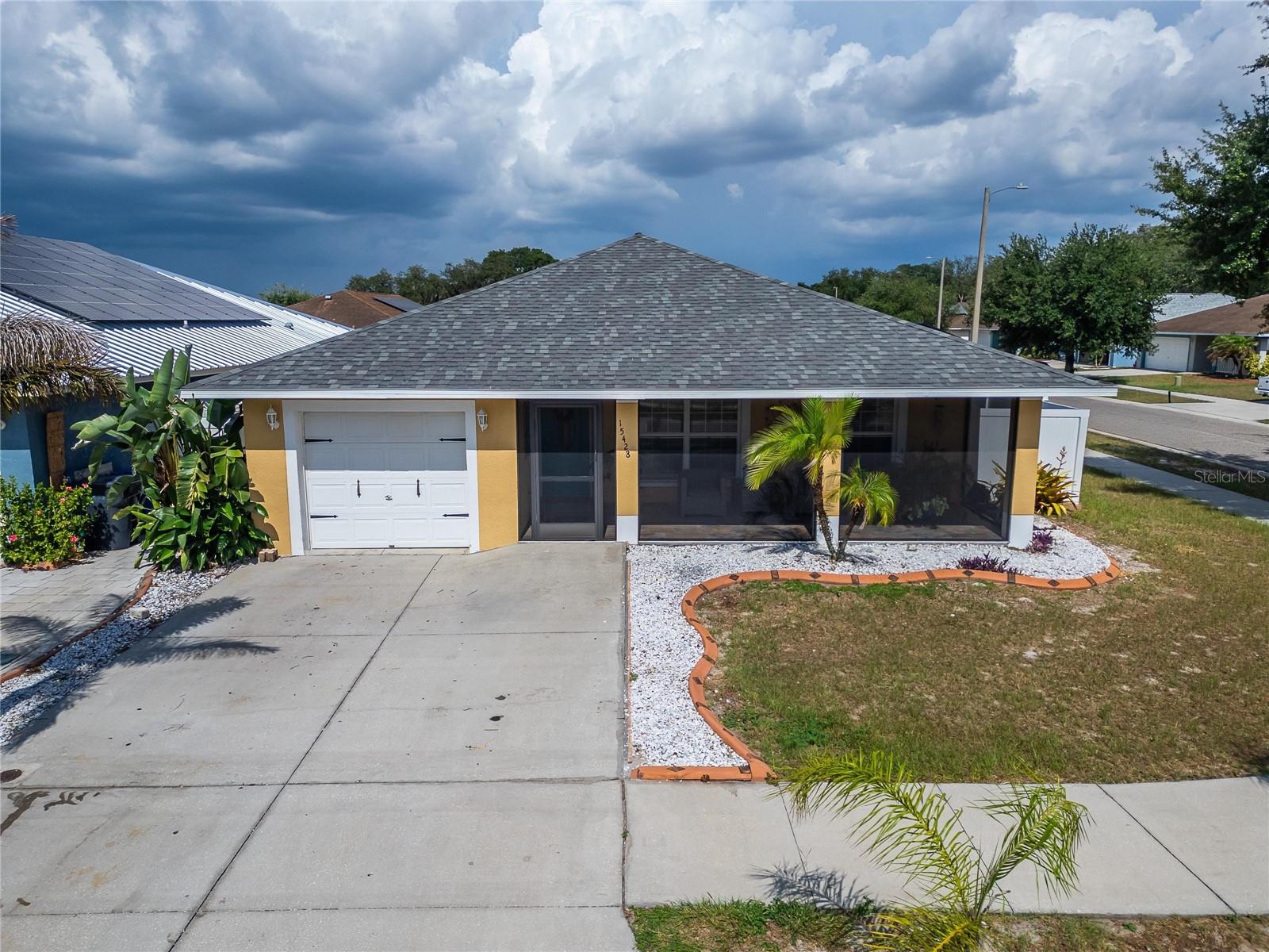 15428 Florida Breeze Loop Property Photo 2