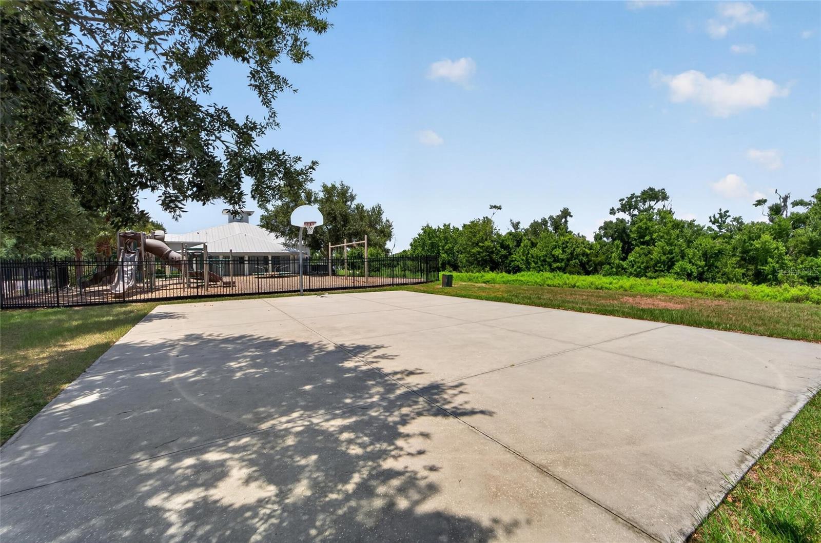 15428 Florida Breeze Loop Property Photo 45