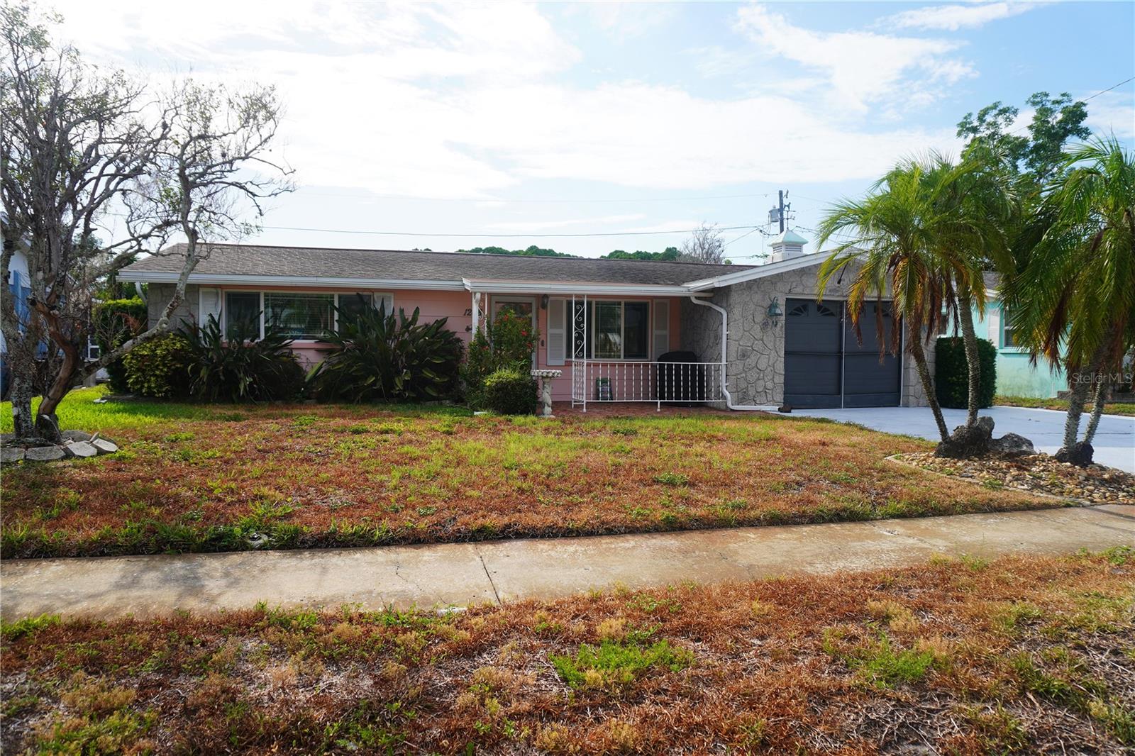1248 Ermine Dr Property Photo 1