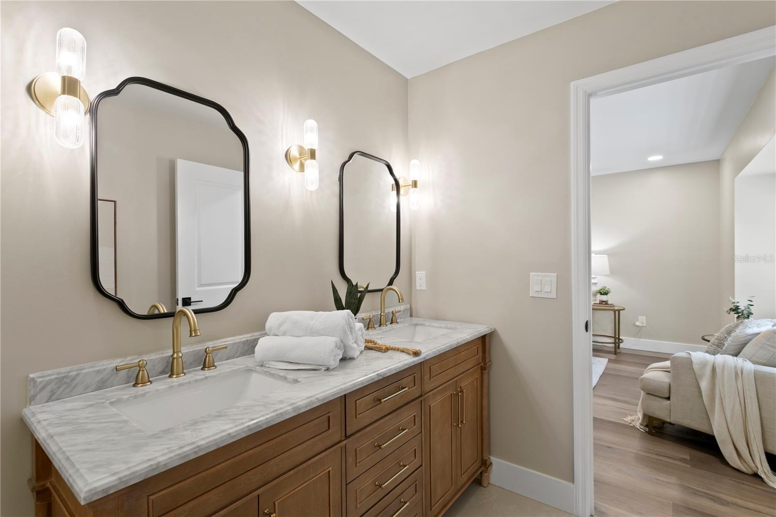 13305 Golf Crest Cir Property Photo 32