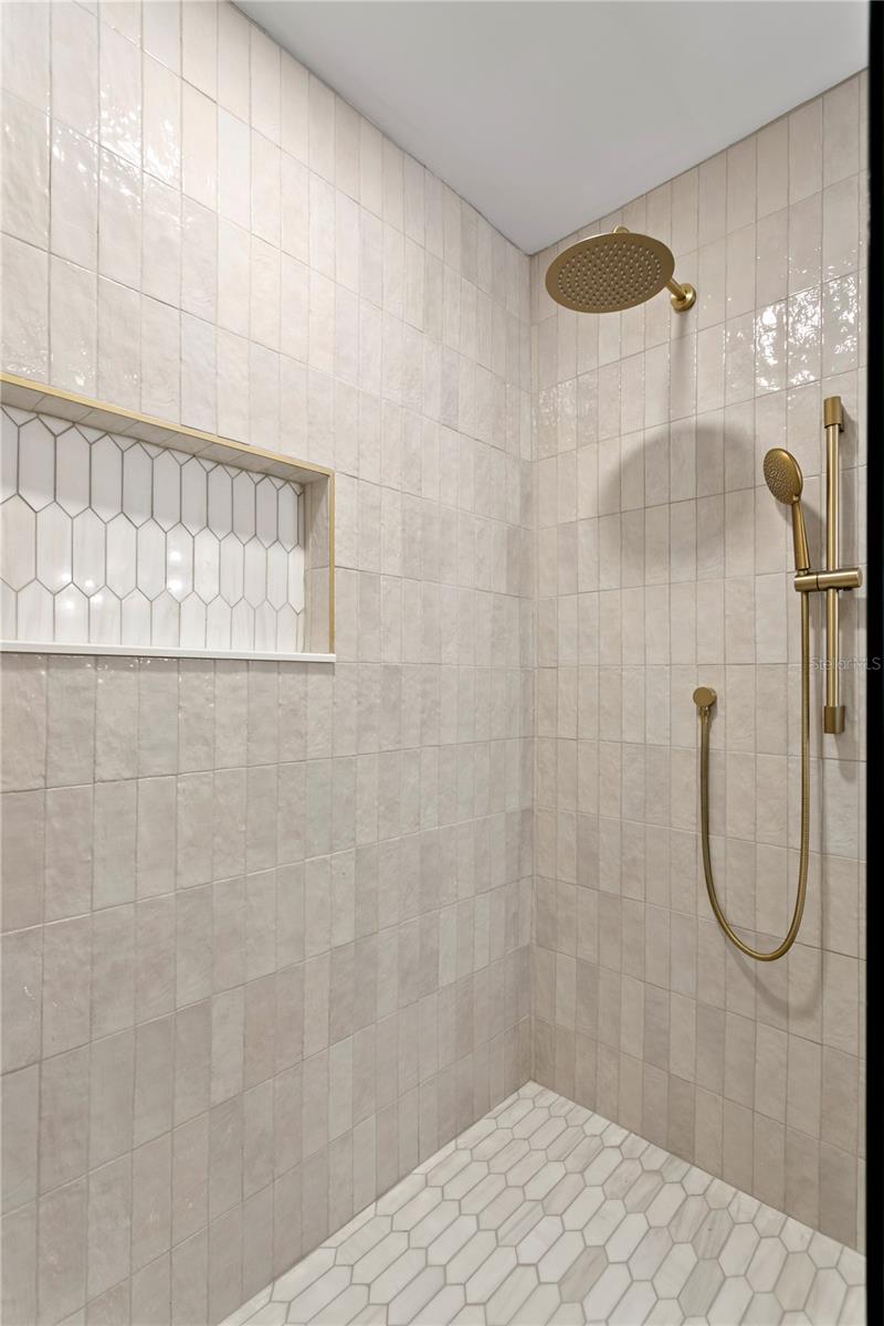 13305 Golf Crest Cir Property Photo 33