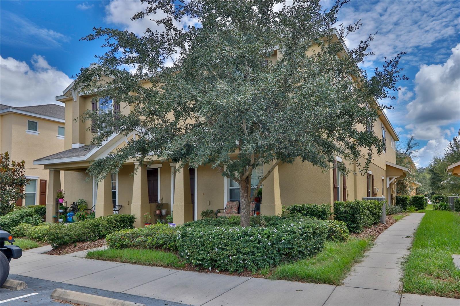 4724 SOMERSET HILL LN Property Photo 1