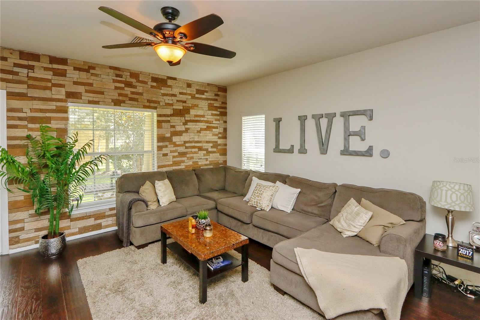4724 Somerset Hill Ln Property Photo 4