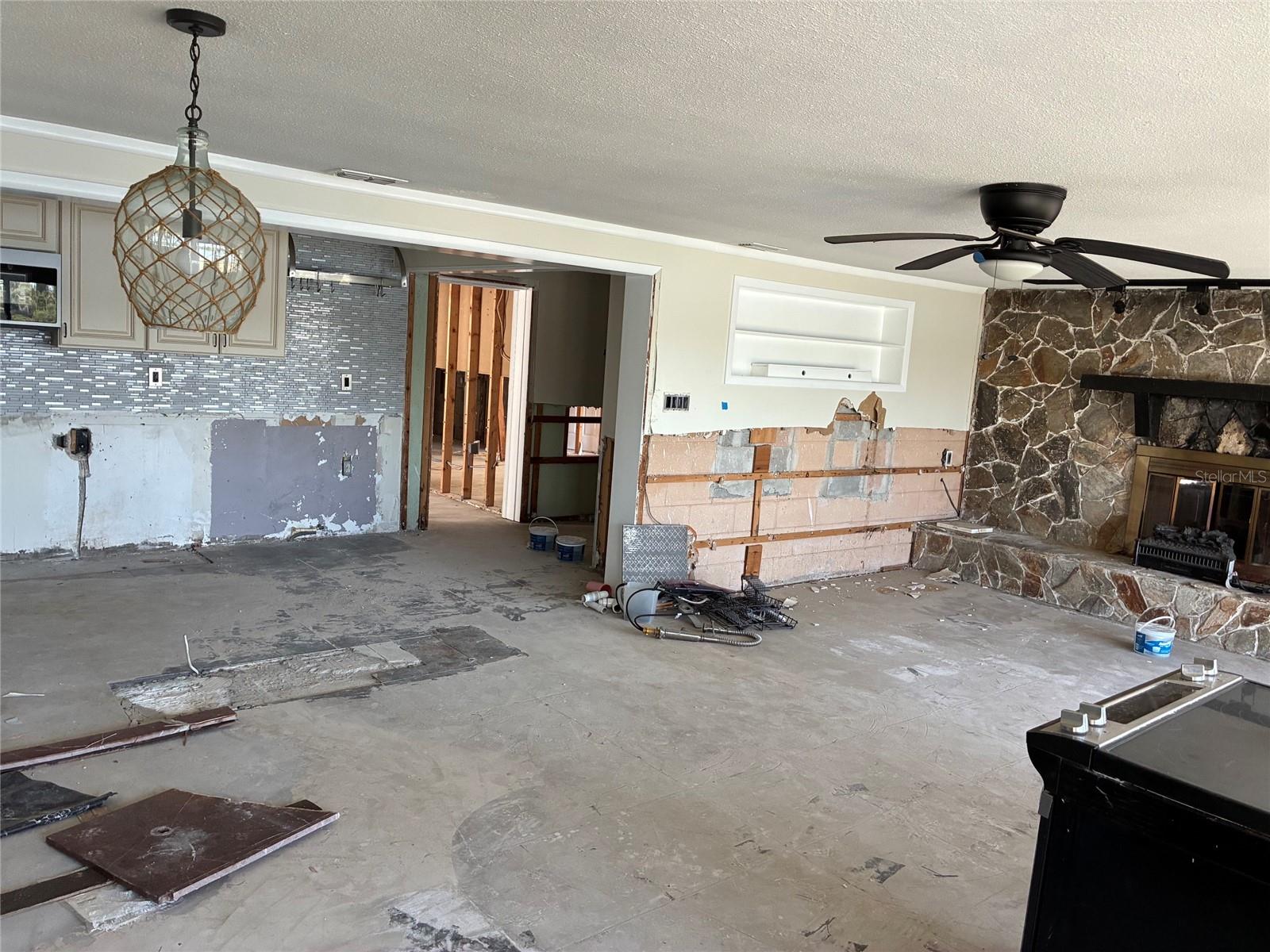 9307 River Cove Dr Property Photo 8