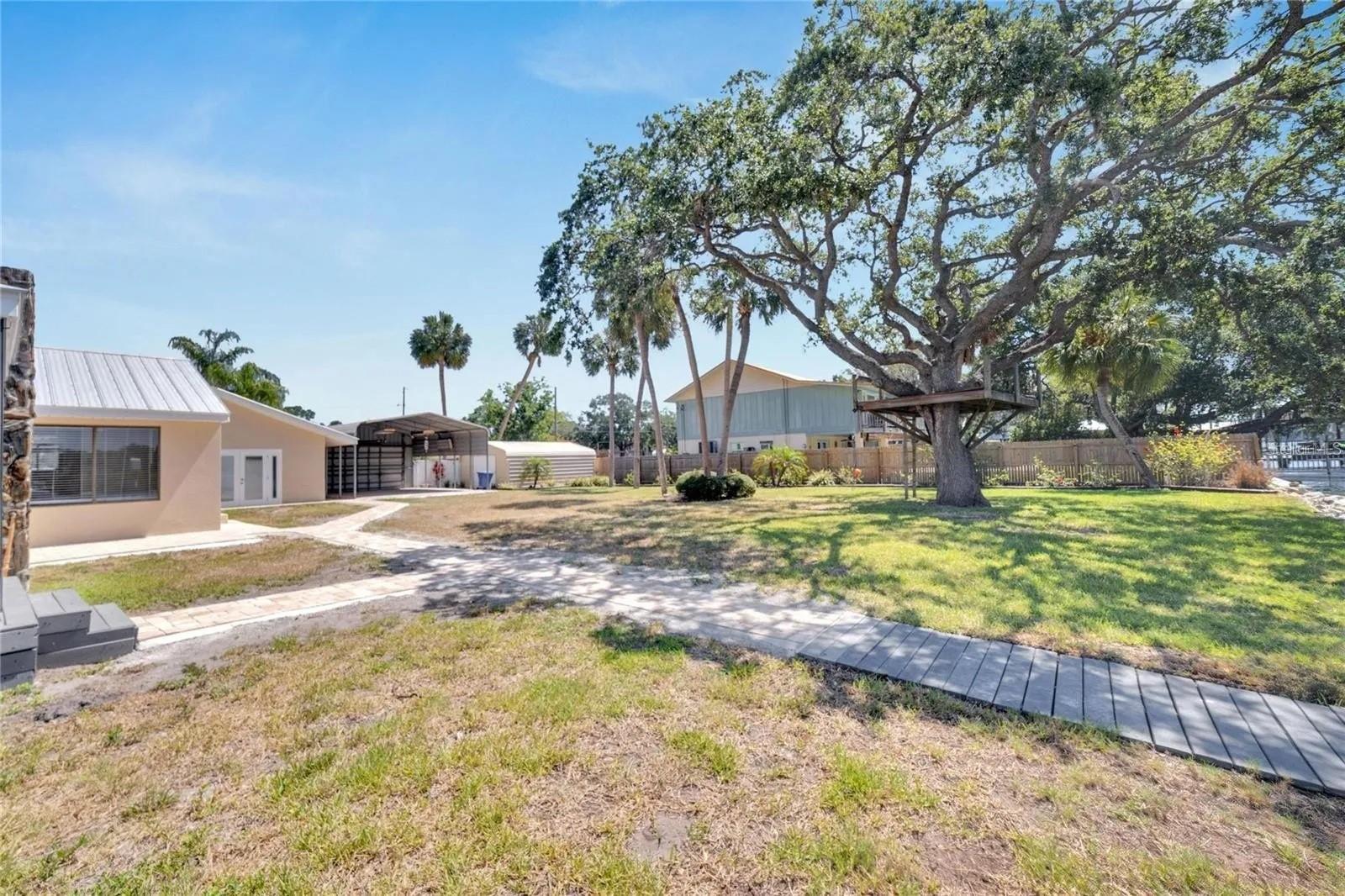 9307 River Cove Dr Property Photo 27