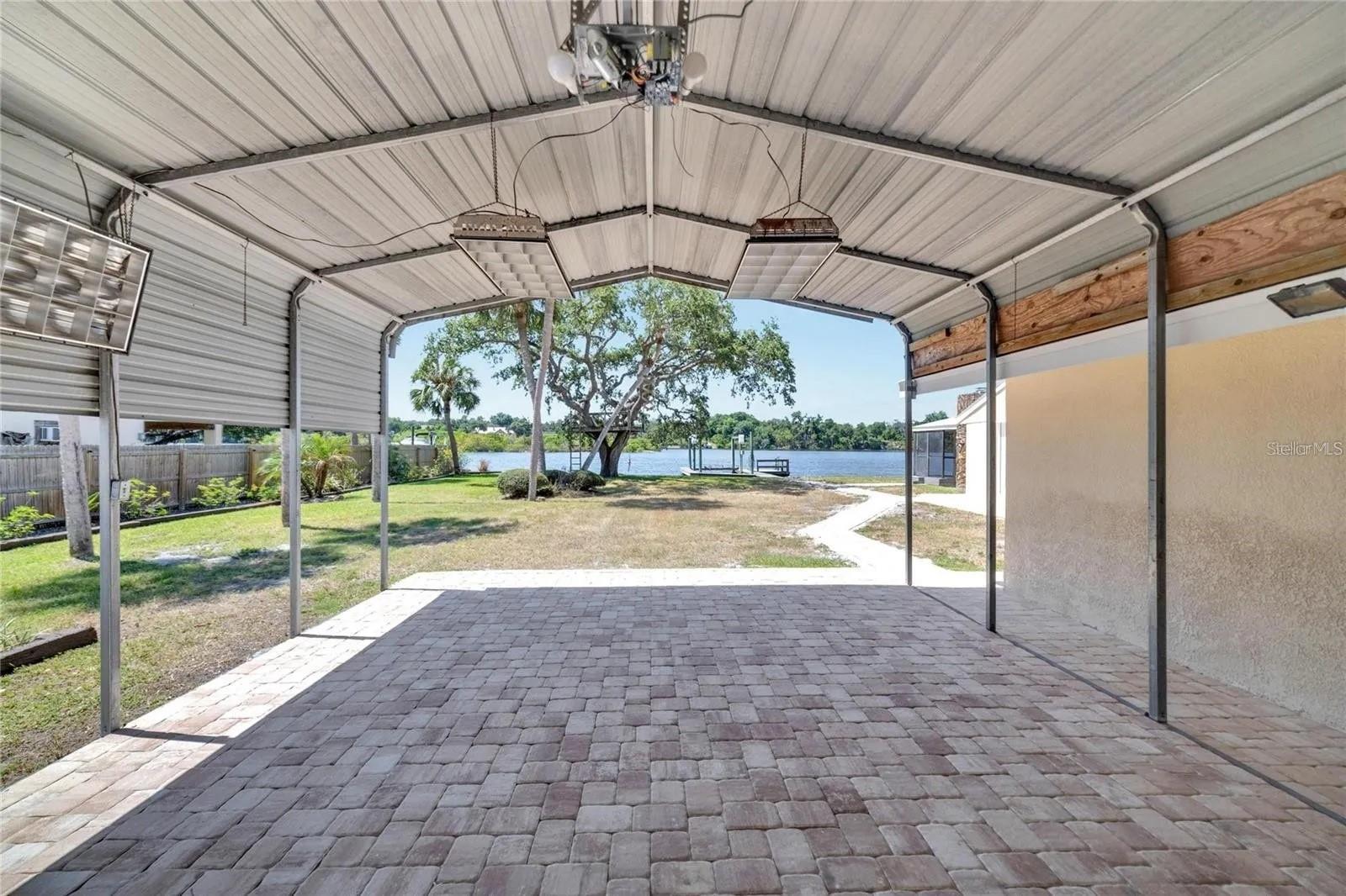 9307 River Cove Dr Property Photo 29